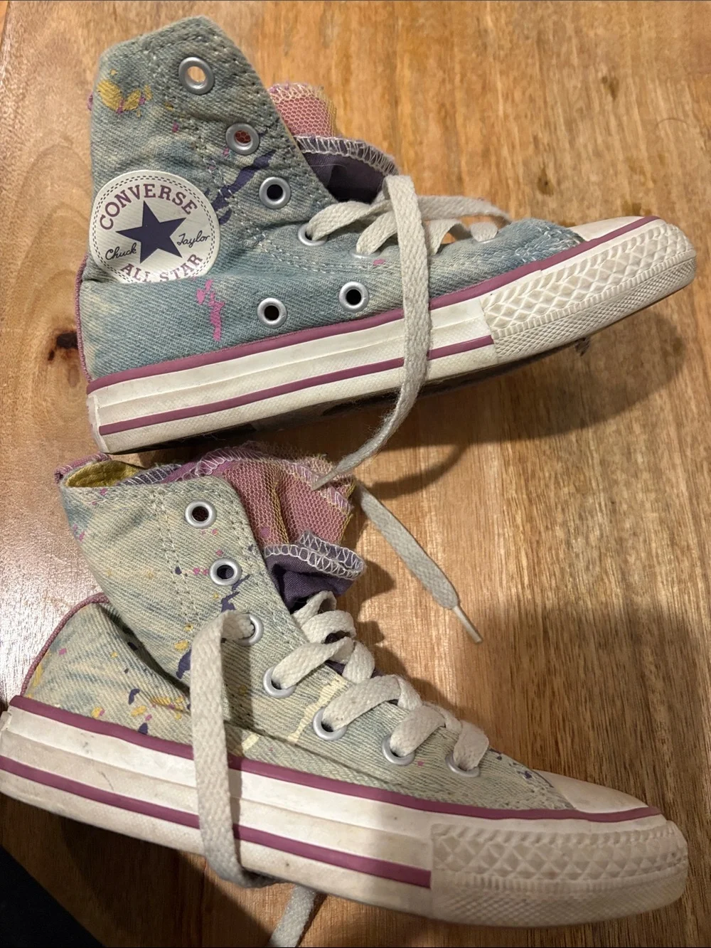 Converse playful high